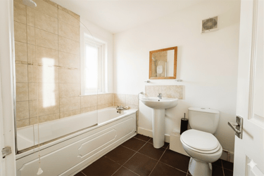 6 bed house, Ensbury Park, Bournemouth, BH104HE - Image 13