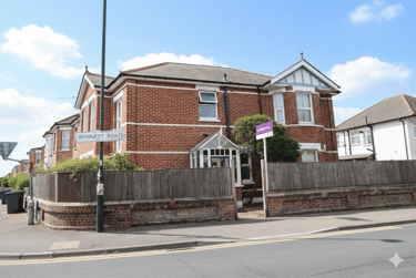 5 bed house, Charminster, Springbourne, Bournemouth, BH88RQ - Image 2