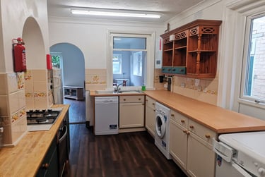 5 bed house, Winton, Charminster, Bournemouth, BH91BS - Image 4