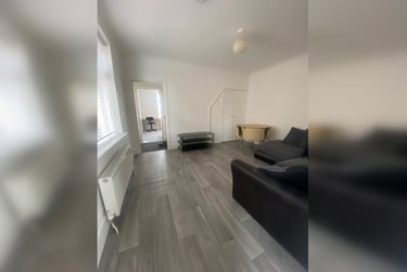 4 bed house, Winton, Moordown, Bournemouth, BH91PW - Image 1