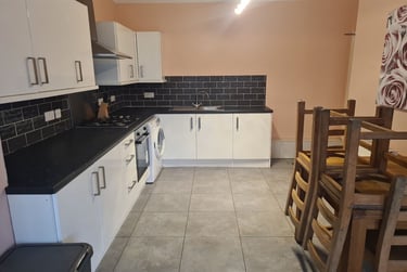 5 bed house, Winton, Moordown, Bournemouth, BH91ST - Image 2