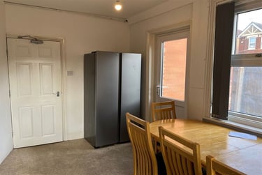 5 bed house, Winton, Bournemouth, BH92JW - Image 4