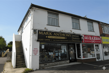 3 bed flat, Wallisdown, Talbot village, Poole, BH125BJ - Image 1