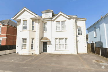 4 bed flat, Alington Road, Charminster, Bournemouth, BH37JX - Image 2
