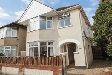 5 bed house, Winton, Charminster, Bournemouth, BH91ES - Image 1