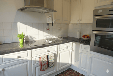 4 bed flat, Winton, Bournemouth, BH37JF - Image 4