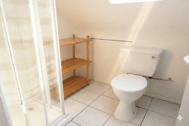 4 bed flat, Winton, Bournemouth, BH37JF - Image 9