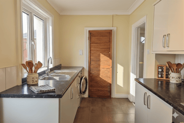 4 bed house, Winton, Moordown, Bournemouth, BH91SL - Image 3