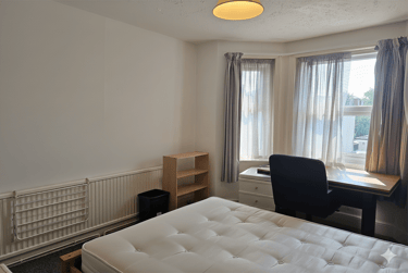 4 bed house, Winton, Bournemouth, BH91LH - Image 10