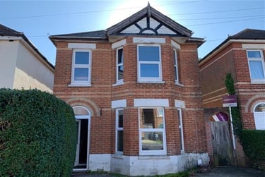6 bed house, Winton, Bournemouth, BH92JN - Image 2