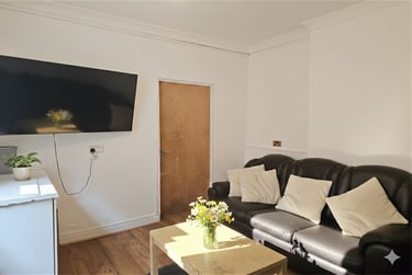 6 bed house, Winton, Bournemouth, BH92JN - Image 3