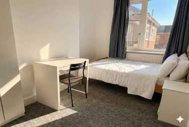 4 bed house, Winton, Bournemouth, BH92PN - Image 5