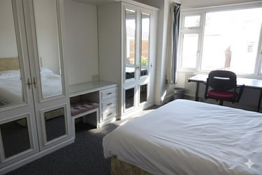 4 bed house, Winton, Bournemouth, BH92PN - Image 7