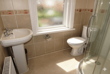 4 bed house, Winton, Ensbury Park, Bournemouth, BH92SE - Image 10