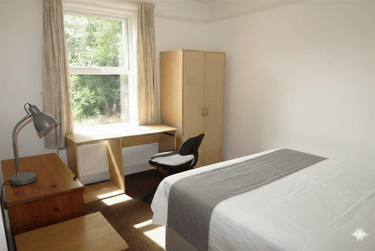 4 bed house, Winton, Ensbury Park, Bournemouth, BH92SE - Image 6