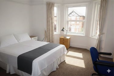 4 bed house, Winton, Ensbury Park, Bournemouth, BH92SE - Image 7