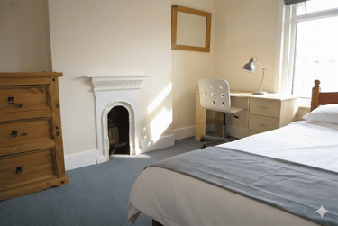 4 bed house, Charminster, Bournemouth, BH88QA - Image 9