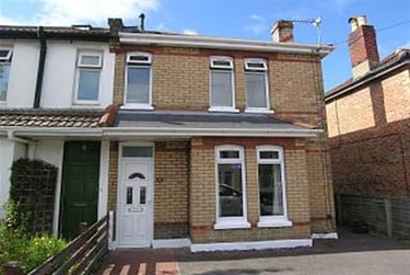 4 bed house, Charminster, Bournemouth, BH88QA - Image 3