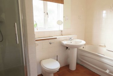 7 bed house, 10 Vine Farm Road, Talbot village, Poole, BH125EN - Image 13