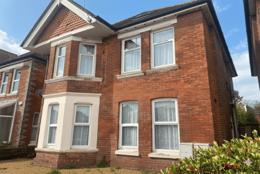 4 bed house, Charminster, Springbourne, Bournemouth, BH88SL - Image 2