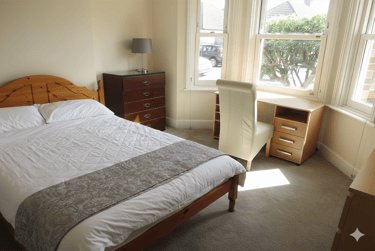 5 bed house, 14 Wallis Road, Talbot village, Bournemouth, BH104AG - Image 5