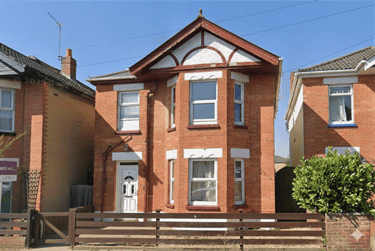 4 bed house, 46 Ripon Road, Charminster, Bournemouth, BH91RF - Image 1