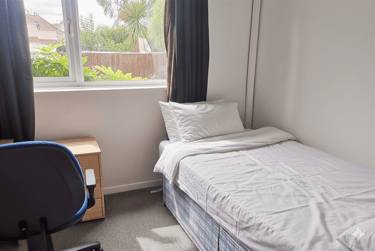 4 bed house, 46 Ripon Road, Charminster, Bournemouth, BH91RF - Image 4