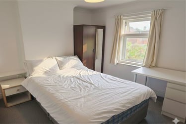 4 bed house, 46 Ripon Road, Charminster, Bournemouth, BH91RF - Image 5