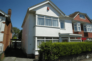 4 bed house, Winton, Ensbury Park, Bournemouth, BH92SH - Image 2