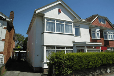 4 bed house, Winton, Ensbury Park, Bournemouth, BH92SH - Image 1