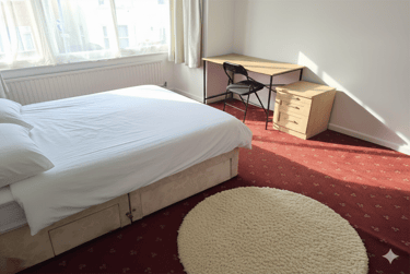 4 bed house, Winton, Ensbury Park, Bournemouth, BH92SH - Image 8