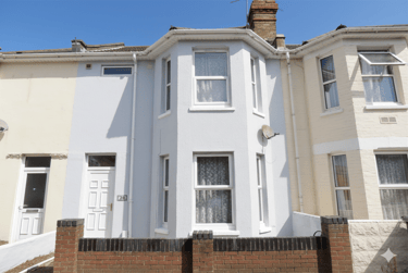 4 bed house, Charminster, Springbourne, Bournemouth, BH88NU - Image 2