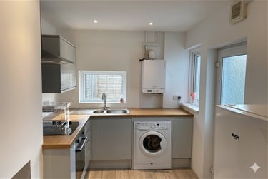 4 bed house, Charminster, Springbourne, Bournemouth, BH88NU - Image 4