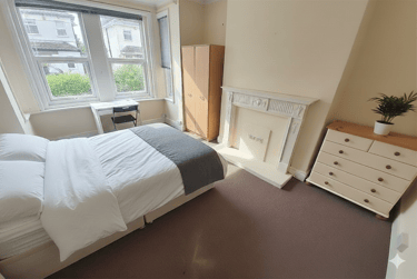 6 bed house, Winton, Charminster, Bournemouth, BH91BD - Image 4