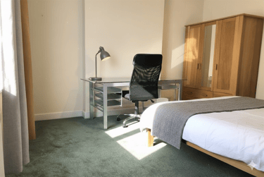 6 bed house, Winton, Bournemouth, BH92PL - Image 9