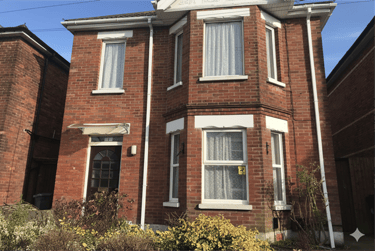 3 bed flat, 47a Stanfield Road, Winton, Bournemouth, BH92NL - Image 1