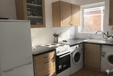 3 bed flat, 47a Stanfield Road, Winton, Bournemouth, BH92NL - Image 3