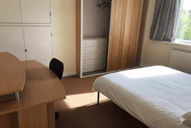 4 bed house, 31 Astbury Avenue, Talbot village, Poole, BH125DT - Image 5