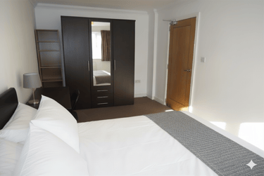 6 bed house, Winton, Ensbury Park, Bournemouth, BH92PU - Image 5