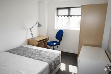 6 bed house, Winton, Ensbury Park, Bournemouth, BH92PU - Image 7