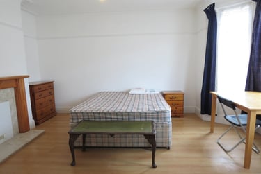 6 bed house, 162 Capstone Road, Springbourne, Bournemouth, BH88RT - Image 5