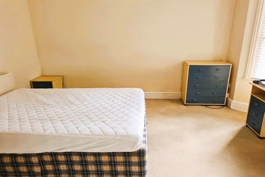 6 bed house, 1 Sedgley Road, Winton, Bournemouth, BH92JN - Image 3