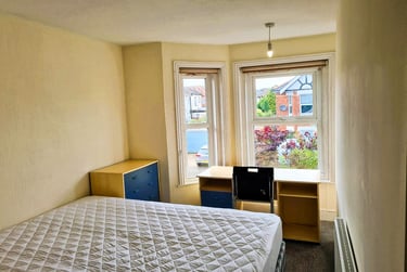 6 bed house, 1 Sedgley Road, Winton, Bournemouth, BH92JN - Image 7