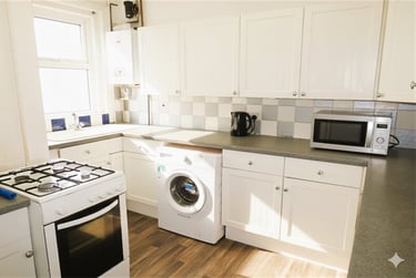 6 bed house, 29 Cranmer Road, Charminster, Bournemouth, BH91JU - Image 4