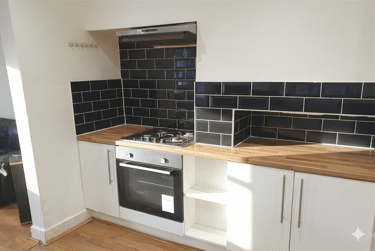 6 bed house, Winton, Bournemouth, BH92JW - Image 3