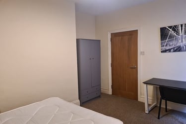 6 bed house, Winton, Charminster, Bournemouth, BH91JB - Image 7