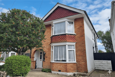6 bed house, Winton, Bournemouth, BH92JX - Image 1