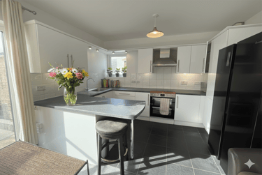 6 bed house, Winton, Bournemouth, BH92JX - Image 4