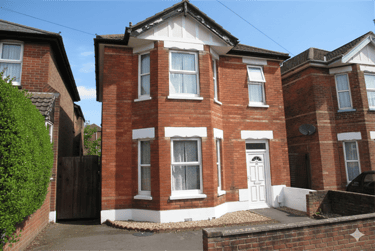 6 bed house, Winton, Bournemouth, BH92JW - Image 1