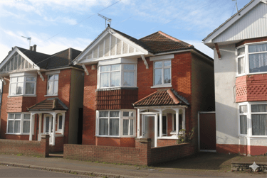 5 bed house, Winton, Bournemouth, BH92NA - Image 1